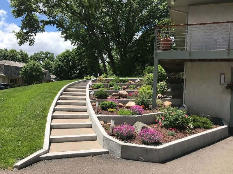 Concrete steps and landscape wall